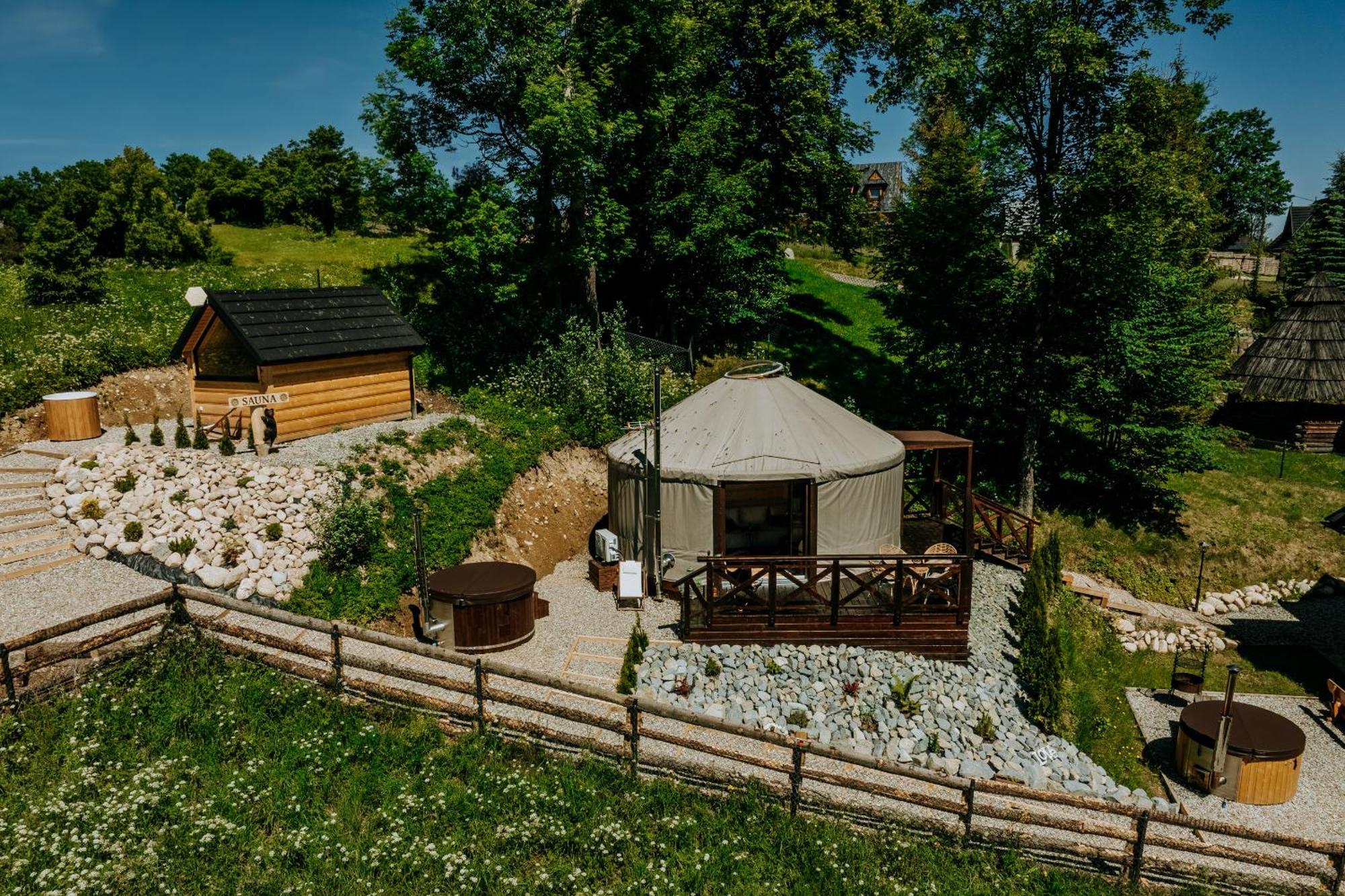 Jurta Na Wypasie - Luksusowy Namiot Z Widokiem Na Gory - Jacuzzi, Sauna, Split Ac, Private, Star View زاكوباني المظهر الخارجي الصورة