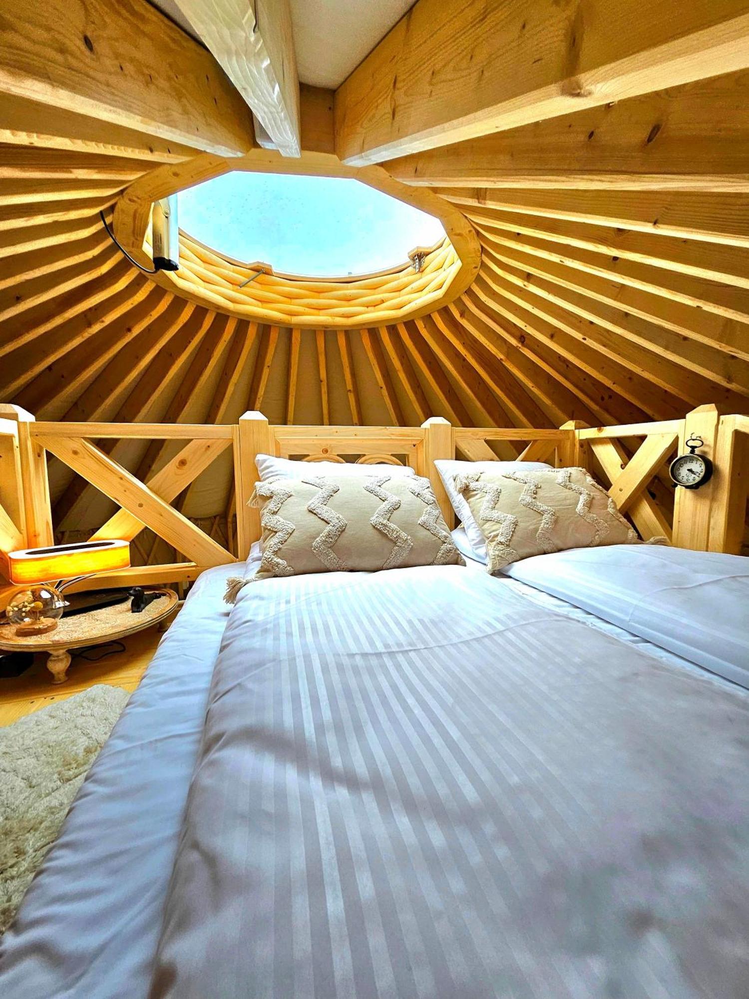 Jurta Na Wypasie - Luksusowy Namiot Z Widokiem Na Gory - Jacuzzi, Sauna, Split Ac, Private, Star View زاكوباني المظهر الخارجي الصورة